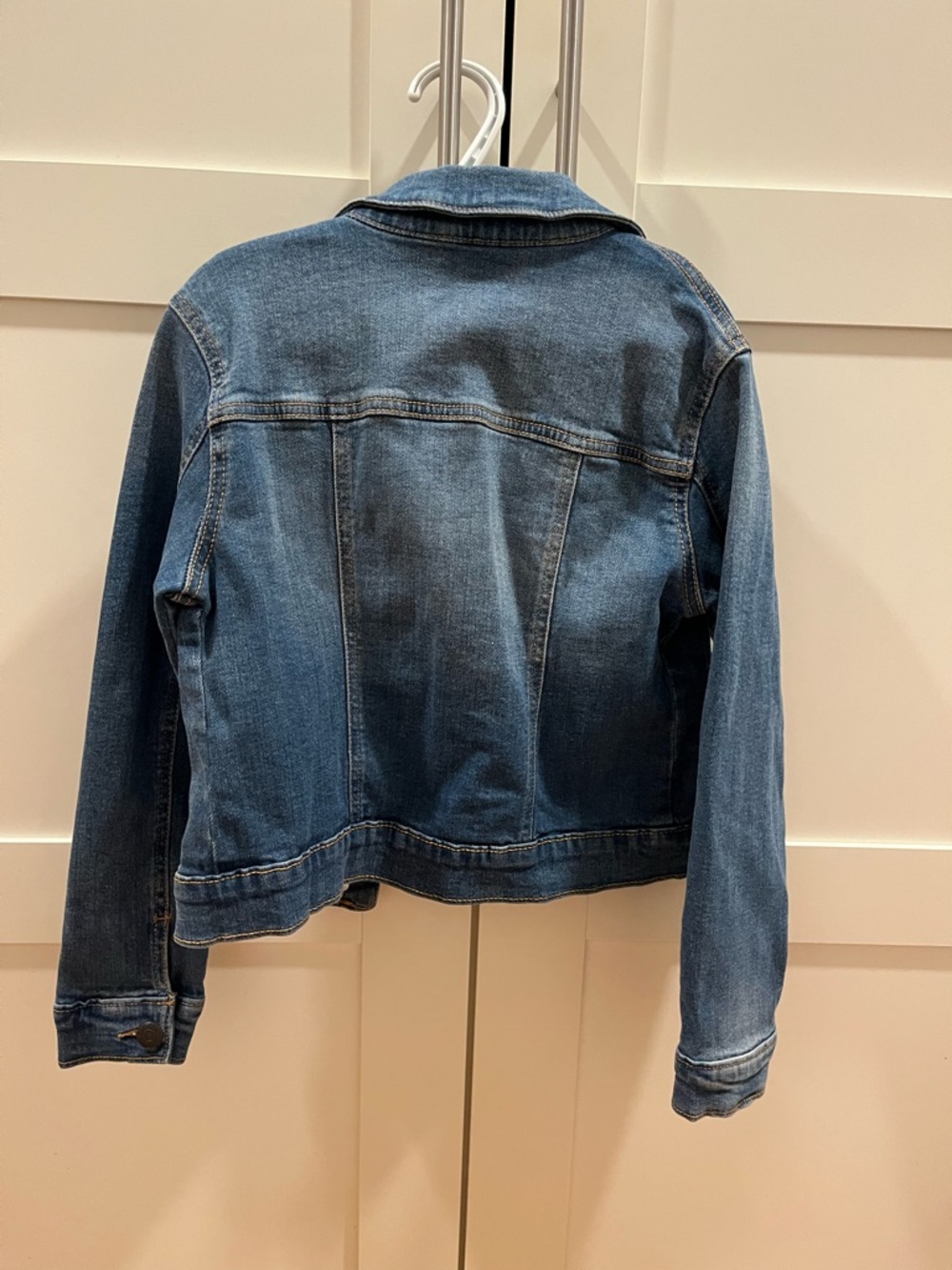 Size M (8) denim jacket by Old Navy - Picture 8 of 8